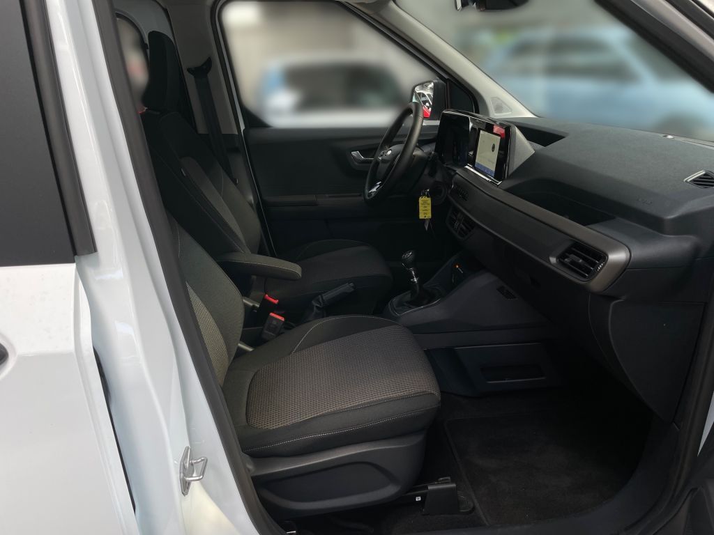 Ford Tourneo Courier 2024