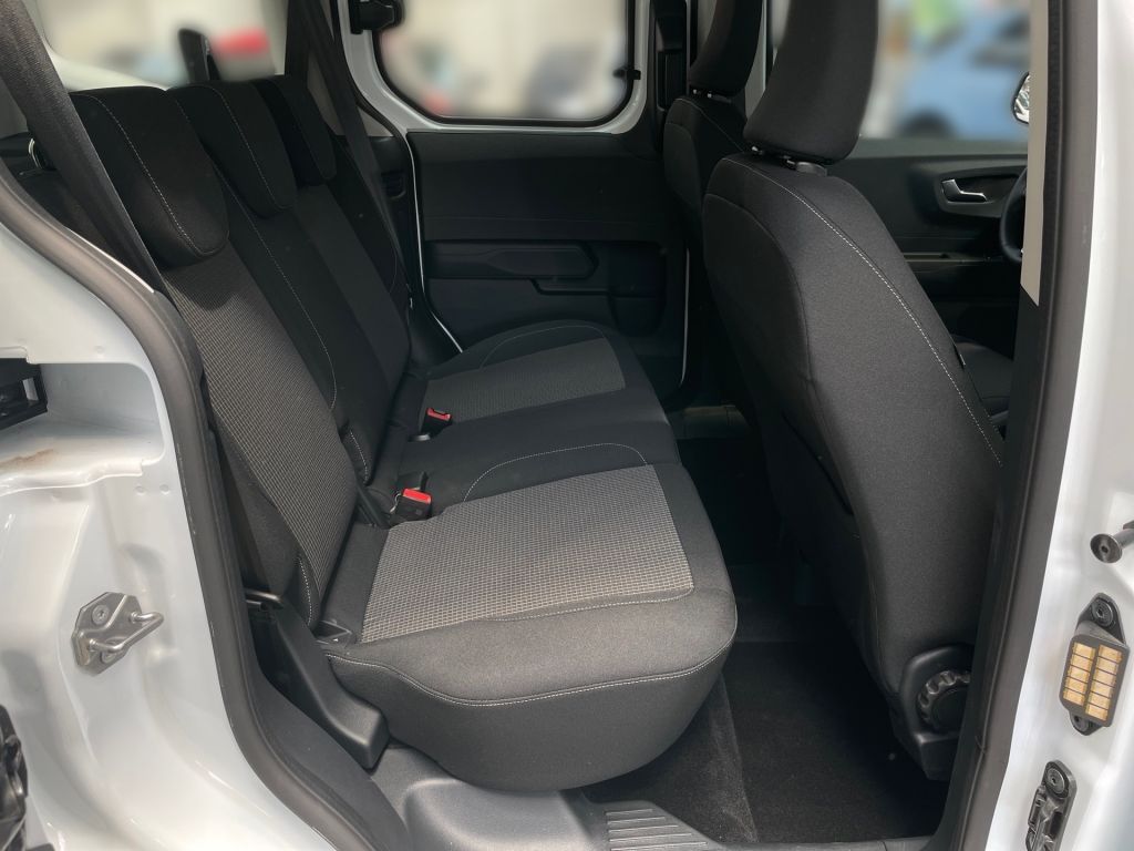 Ford Tourneo Courier 2024