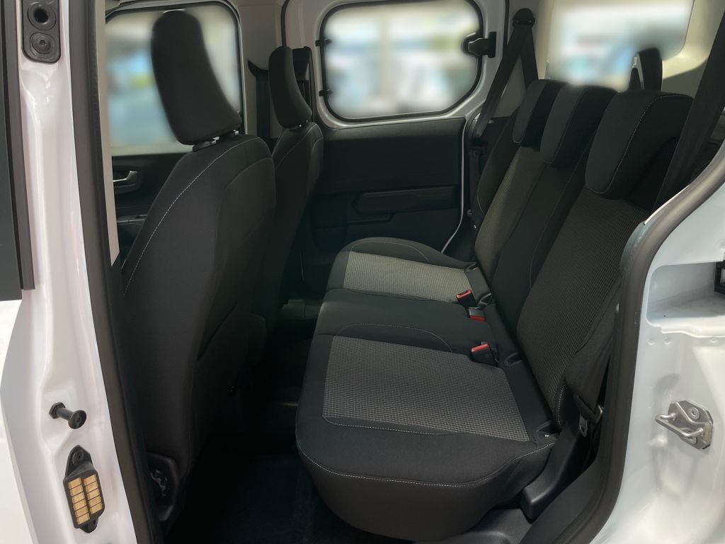 Ford Tourneo Courier 2024