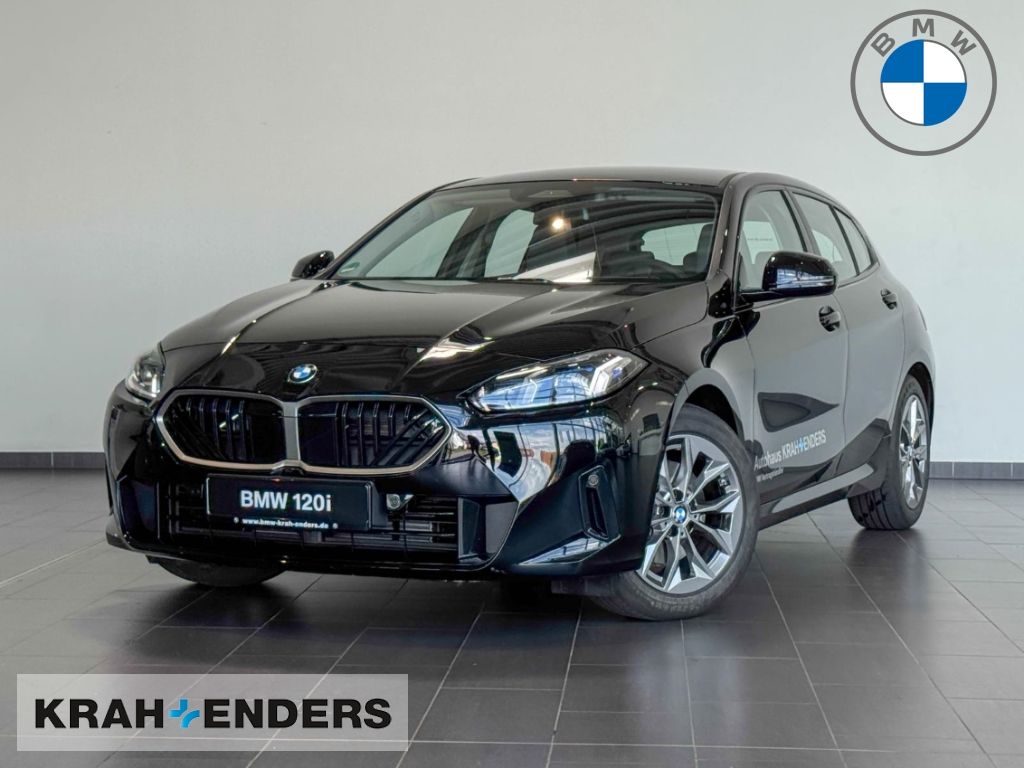 BMW 120 2025