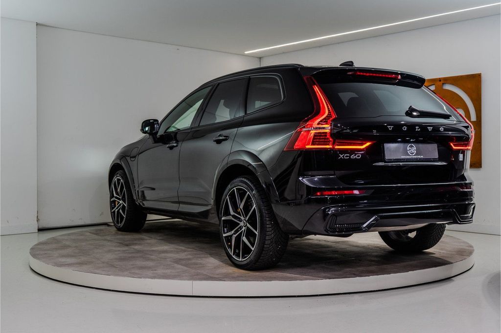 Volvo XC60 2022