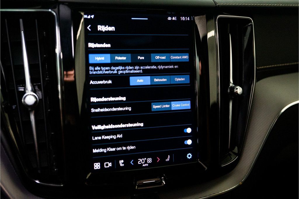 Volvo XC60 2022