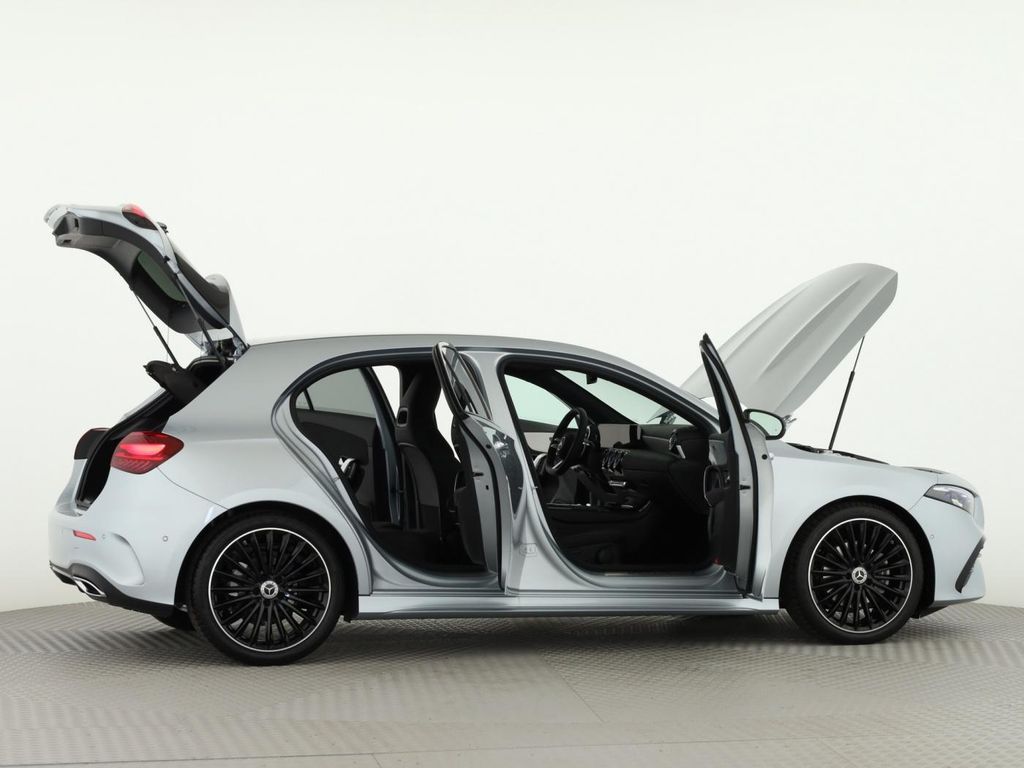 Mercedes-Benz A 200 2025