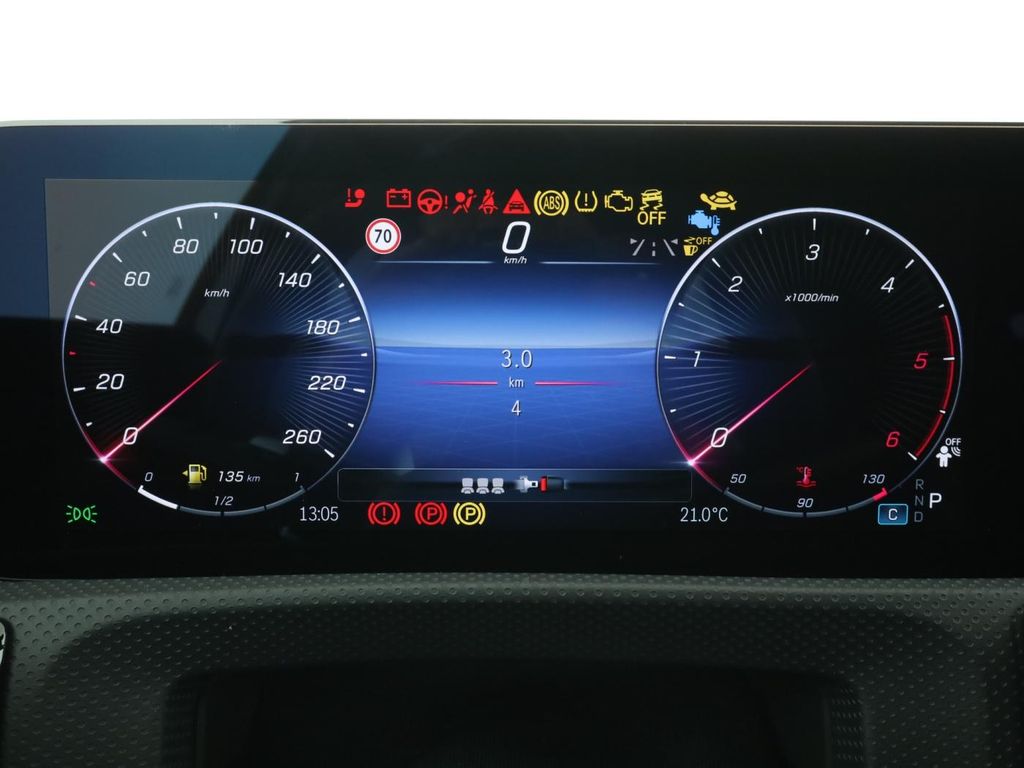 Mercedes-Benz A 200 2025