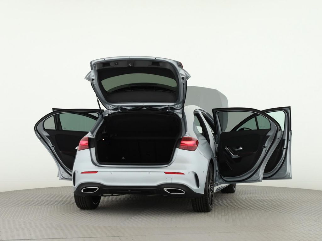 Mercedes-Benz A 200 2025