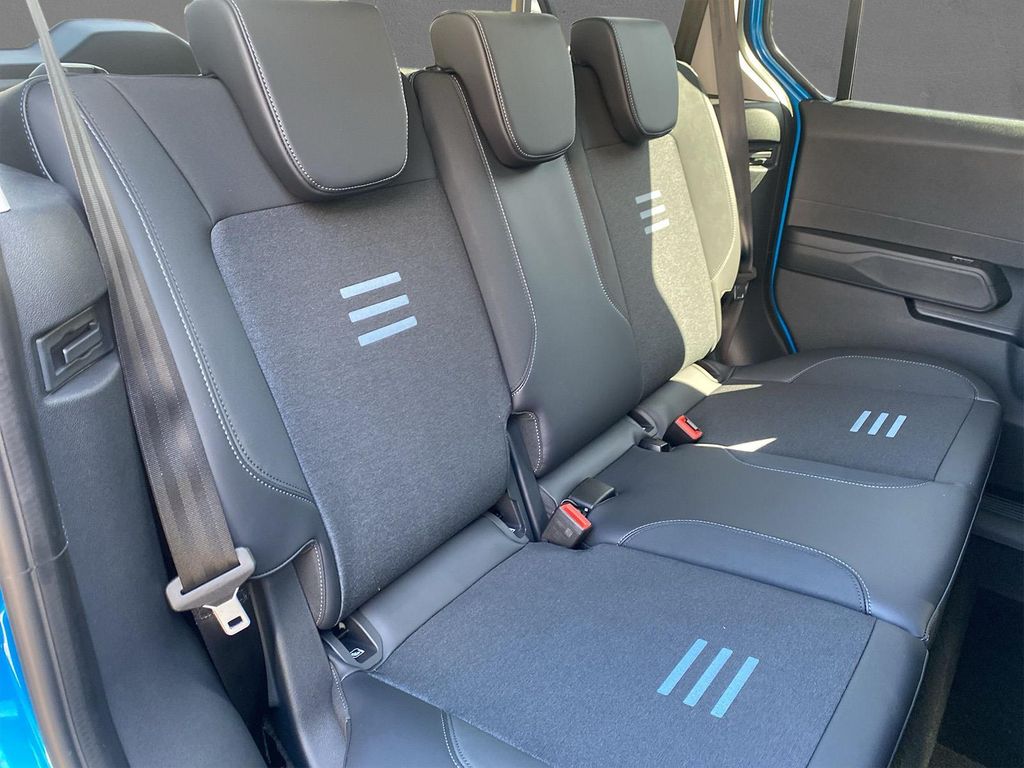 Ford Tourneo Courier 2025