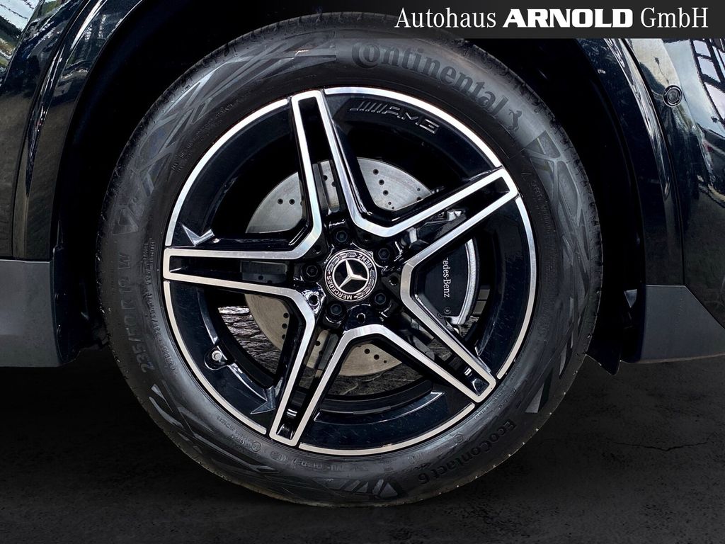 Mercedes-Benz GLA 200 2025