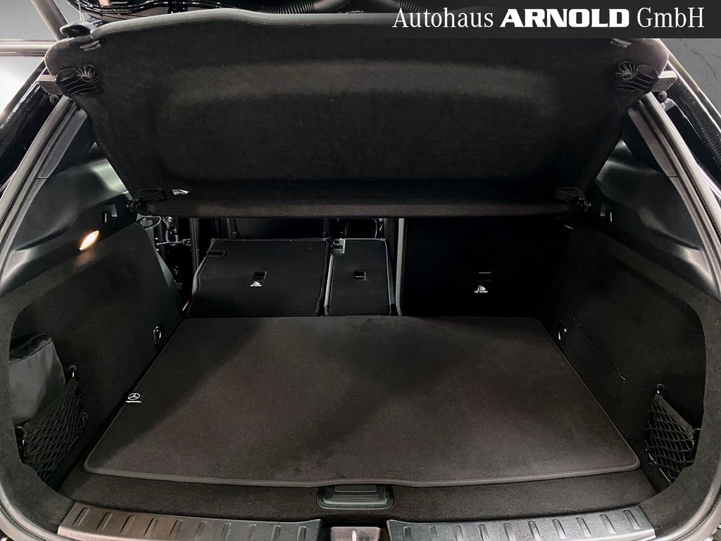 Mercedes-Benz GLA 200 2025