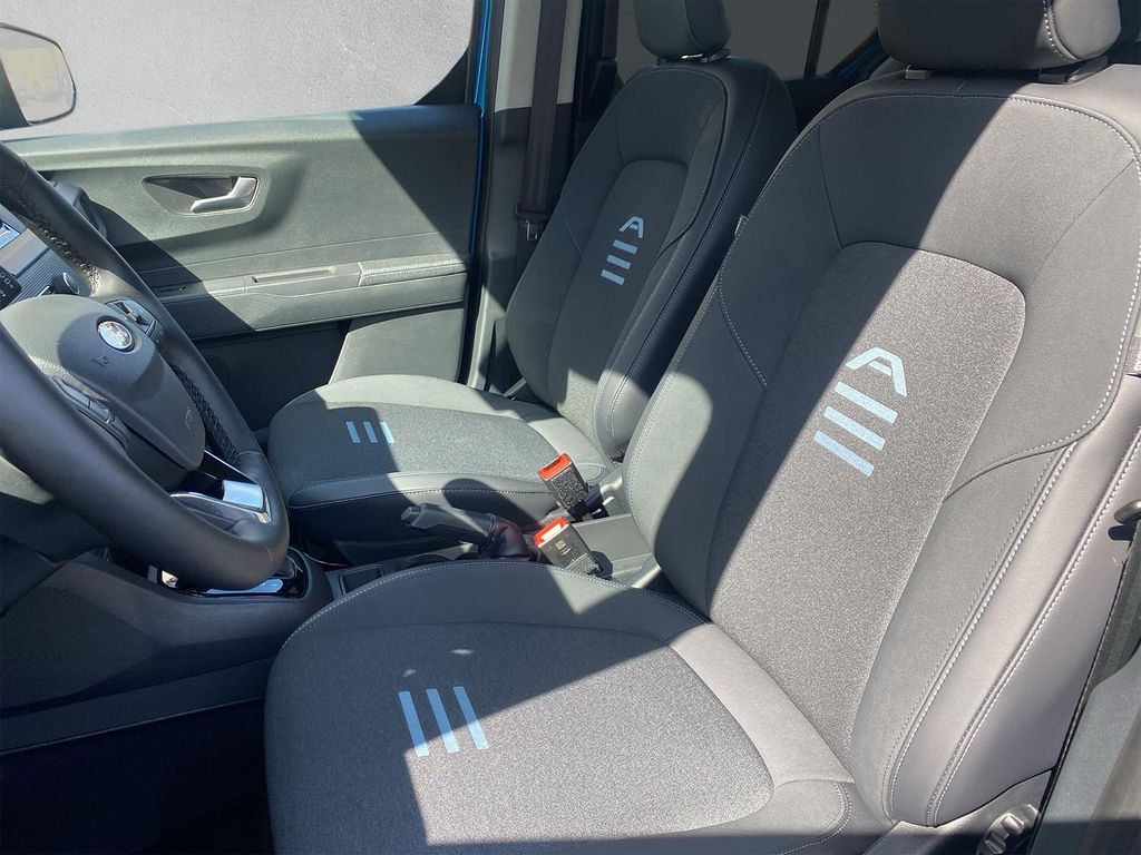 Ford Tourneo Courier 2025