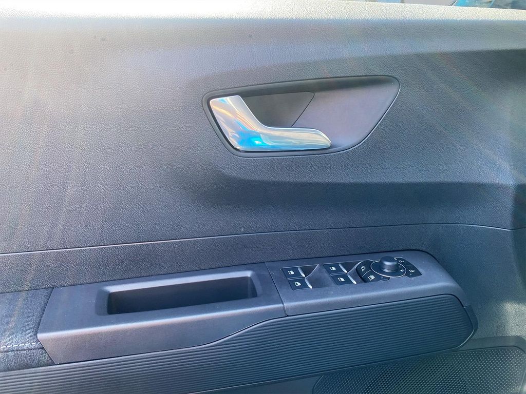 Ford Tourneo Courier 2025