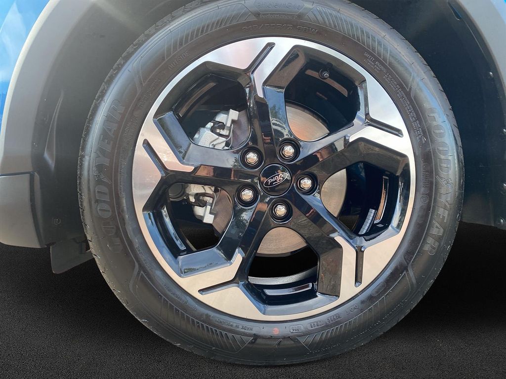 Ford Tourneo Courier 2025