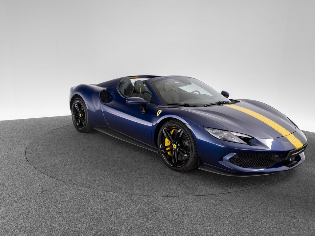 Ferrari 296 GTS 2024