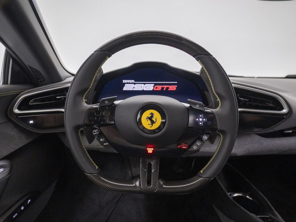 Ferrari 296 GTS 2024