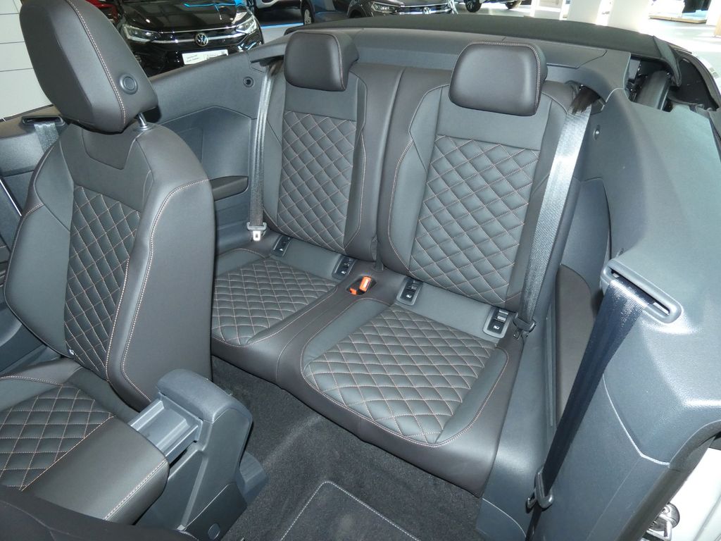 Volkswagen T-Roc 2025