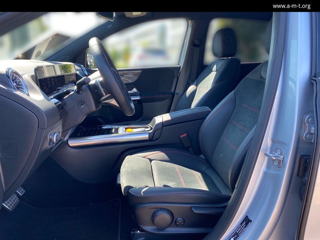 Mercedes-Benz B 220 2024