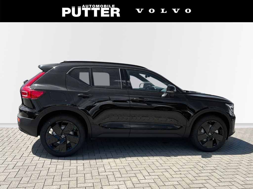 Volvo XC40 2025