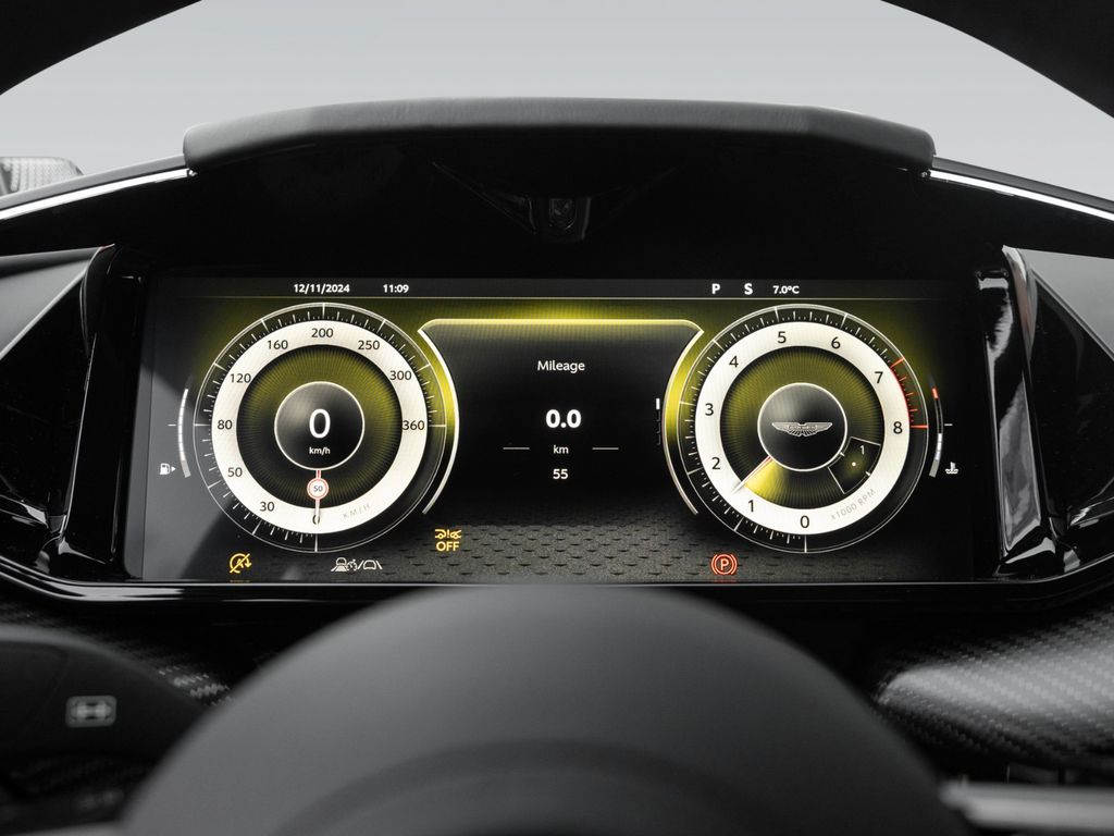 Aston Martin V8 Vantage 2025