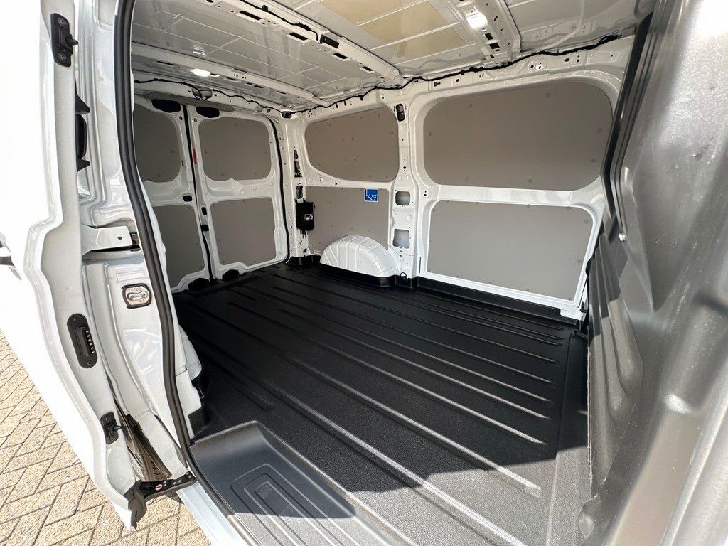 Ford Transit Custom 2025