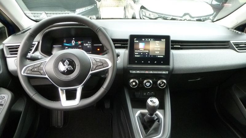 Mitsubishi Colt 2025