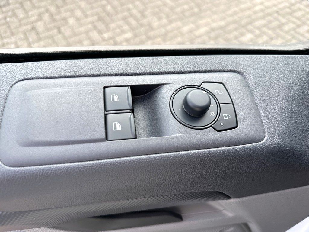 Ford Transit Custom 2025