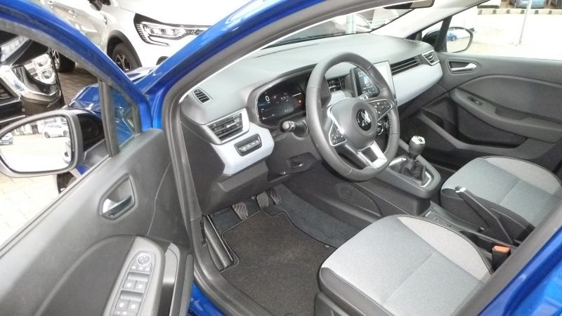 Mitsubishi Colt 2025