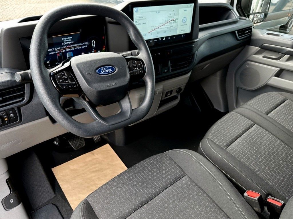 Ford Transit Custom 2025