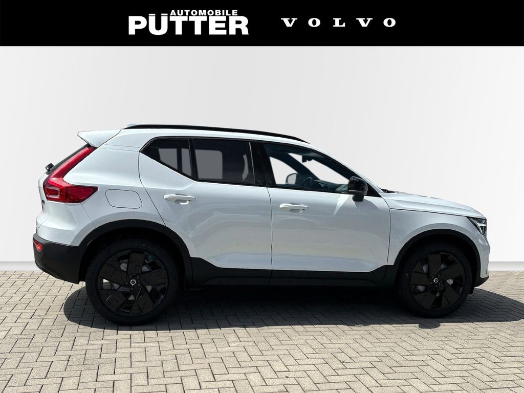 Volvo XC40 2025