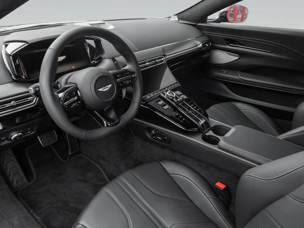 Aston Martin V8 Vantage 2025