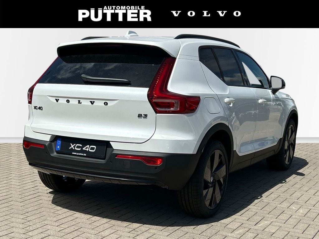 Volvo XC40 2025