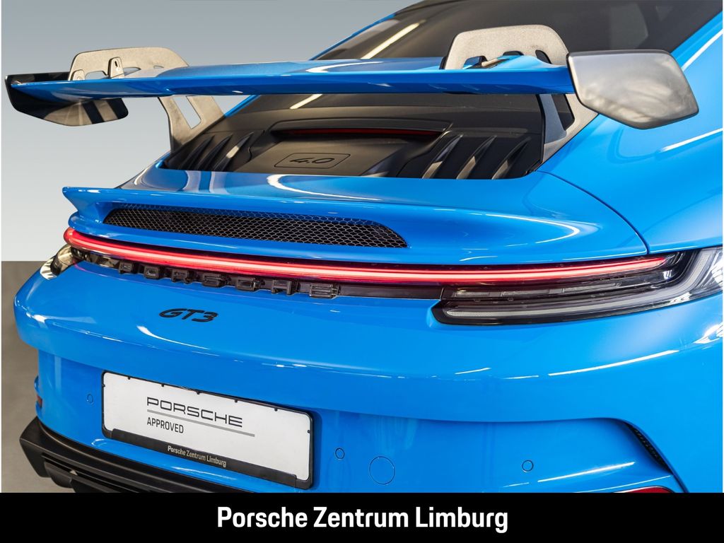 Porsche 992 2023