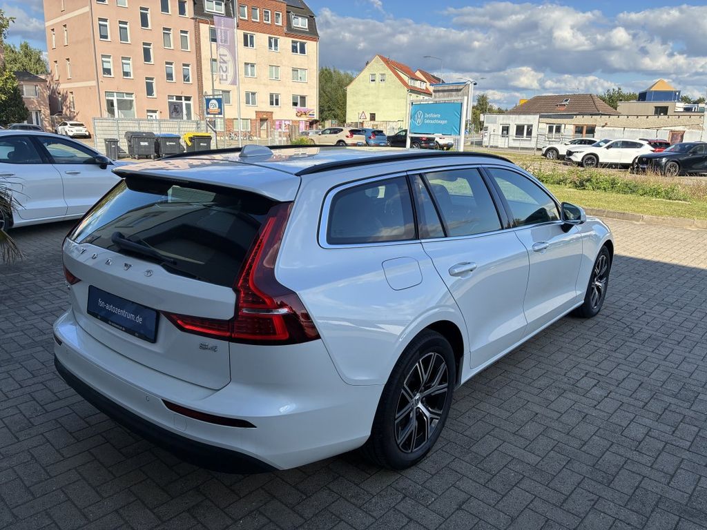 Volvo V60 2024