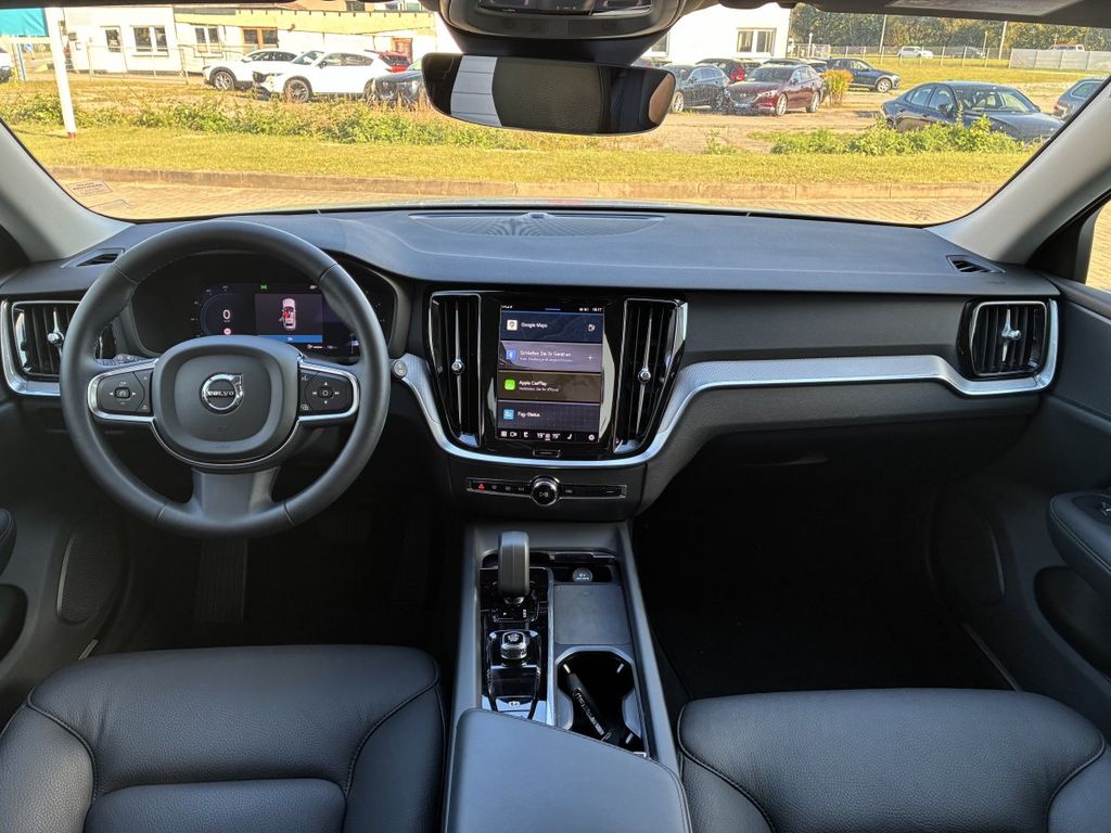 Volvo V60 2024