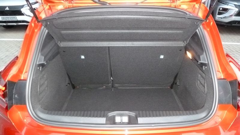 Mitsubishi Colt 2025