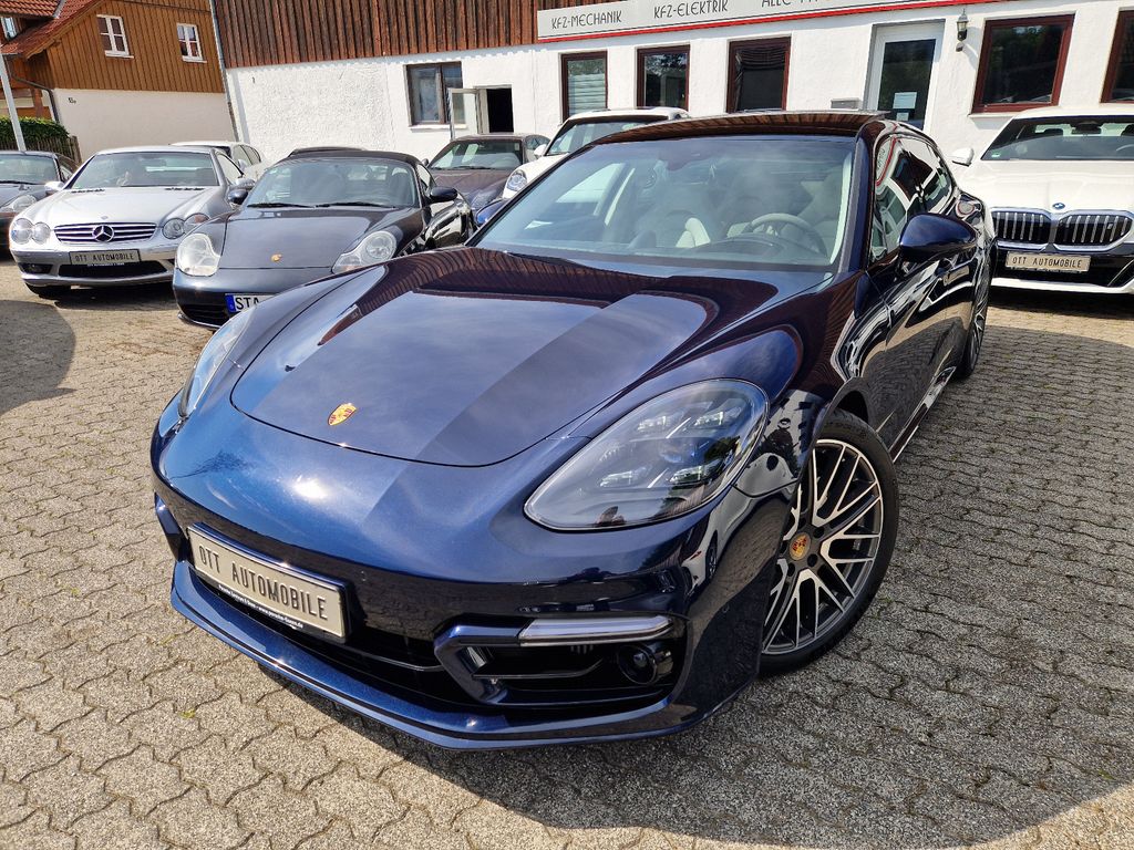 Porsche Panamera 2022