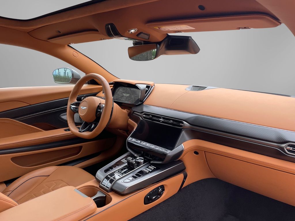 Aston Martin Vanquish 2025