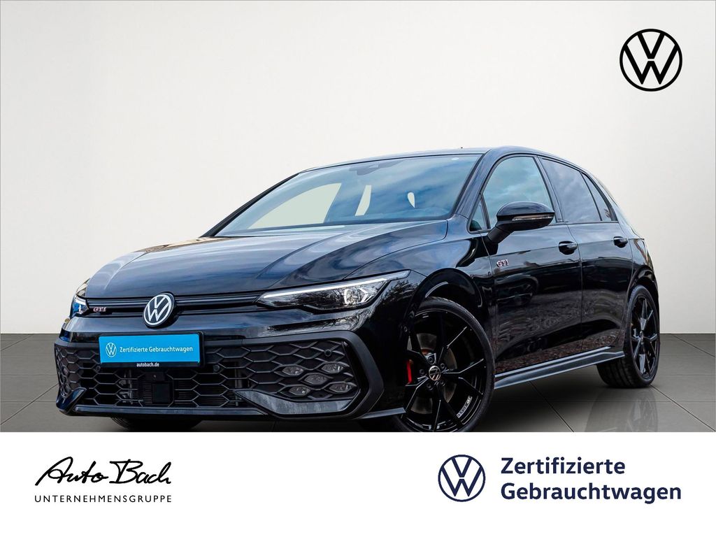 Volkswagen Golf 2025