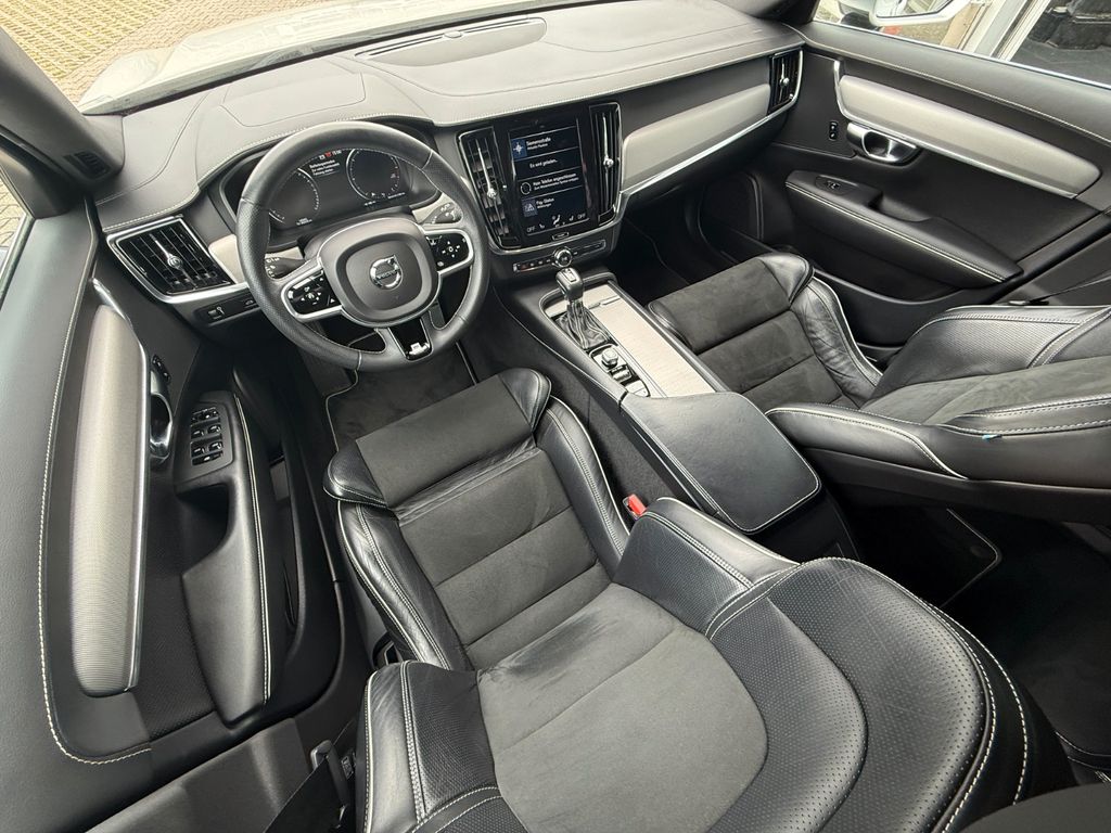 Volvo V90 2019