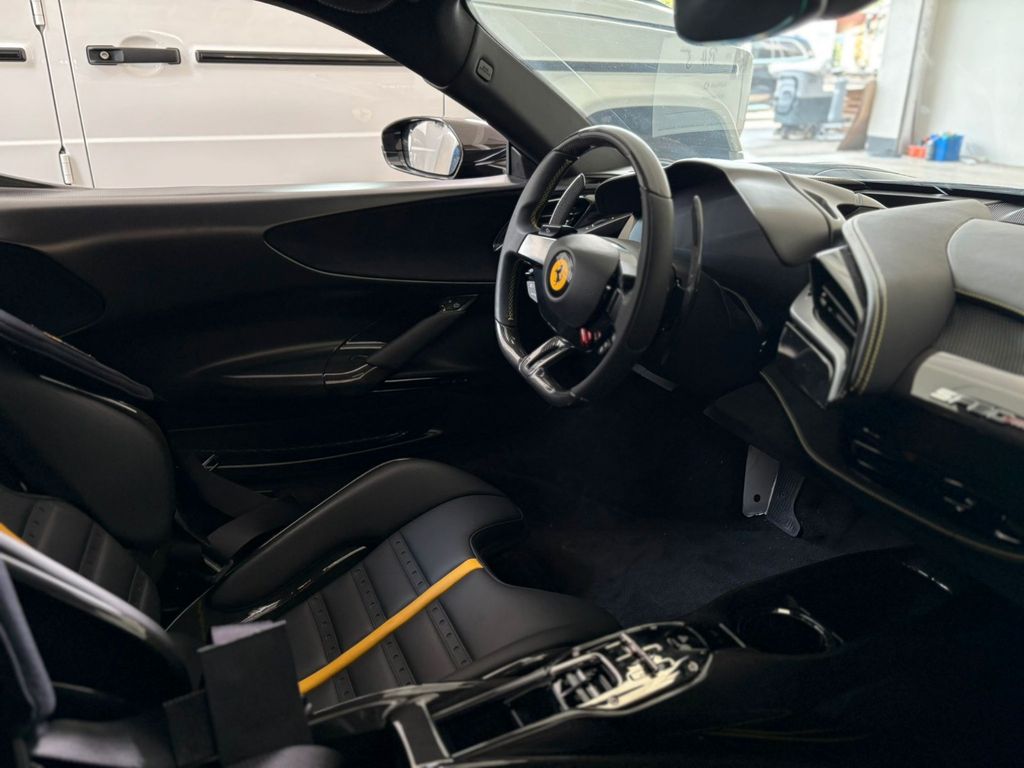 Ferrari SF90 2022