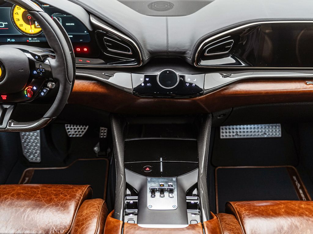 Ferrari Purosangue 2025