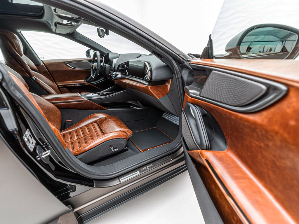 Ferrari Purosangue 2025