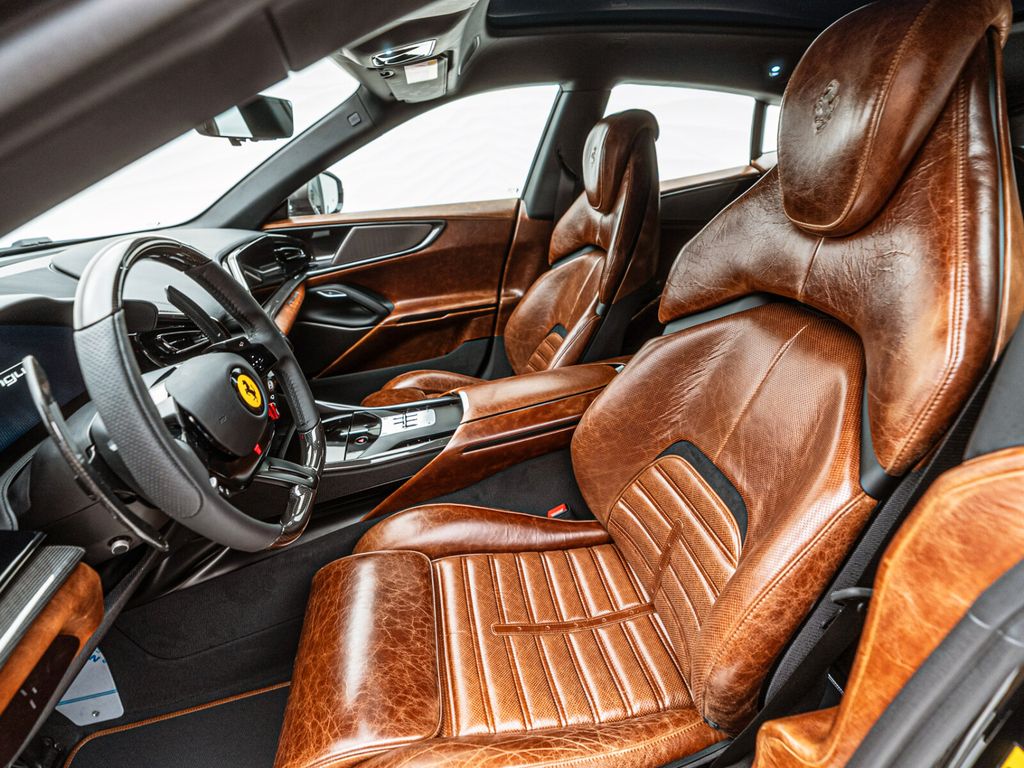 Ferrari Purosangue 2025