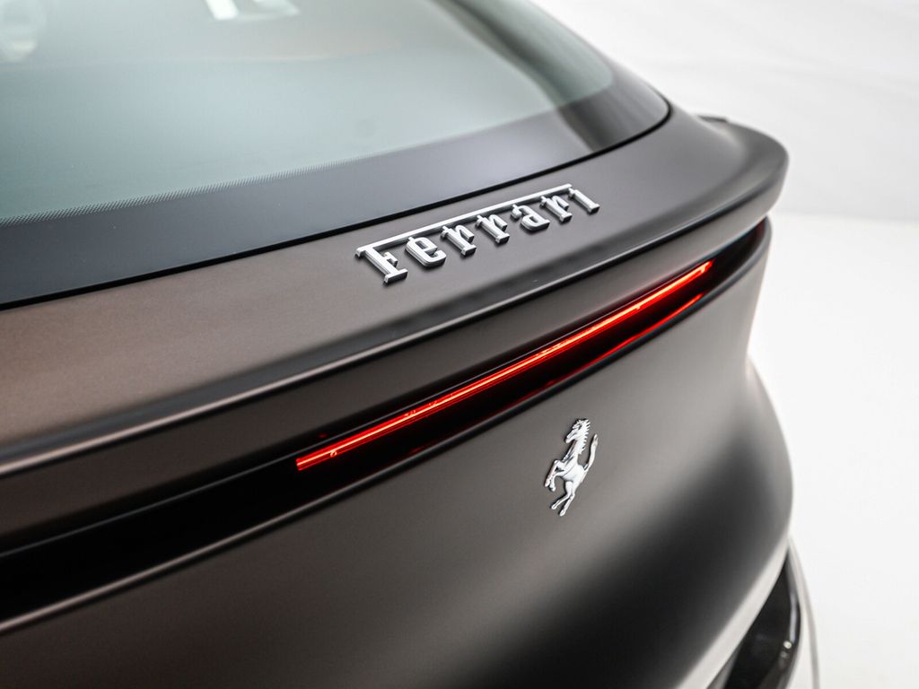 Ferrari Purosangue 2025