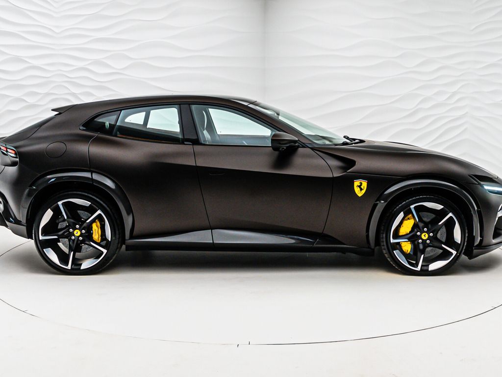 Ferrari Purosangue 2025