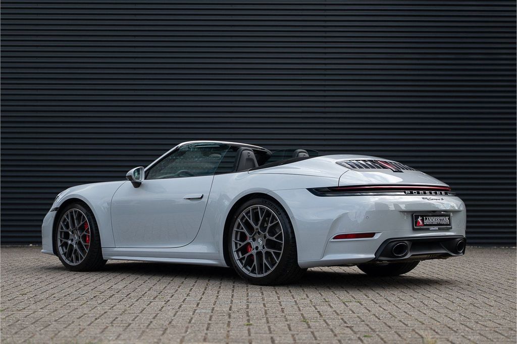 Porsche 992 2025