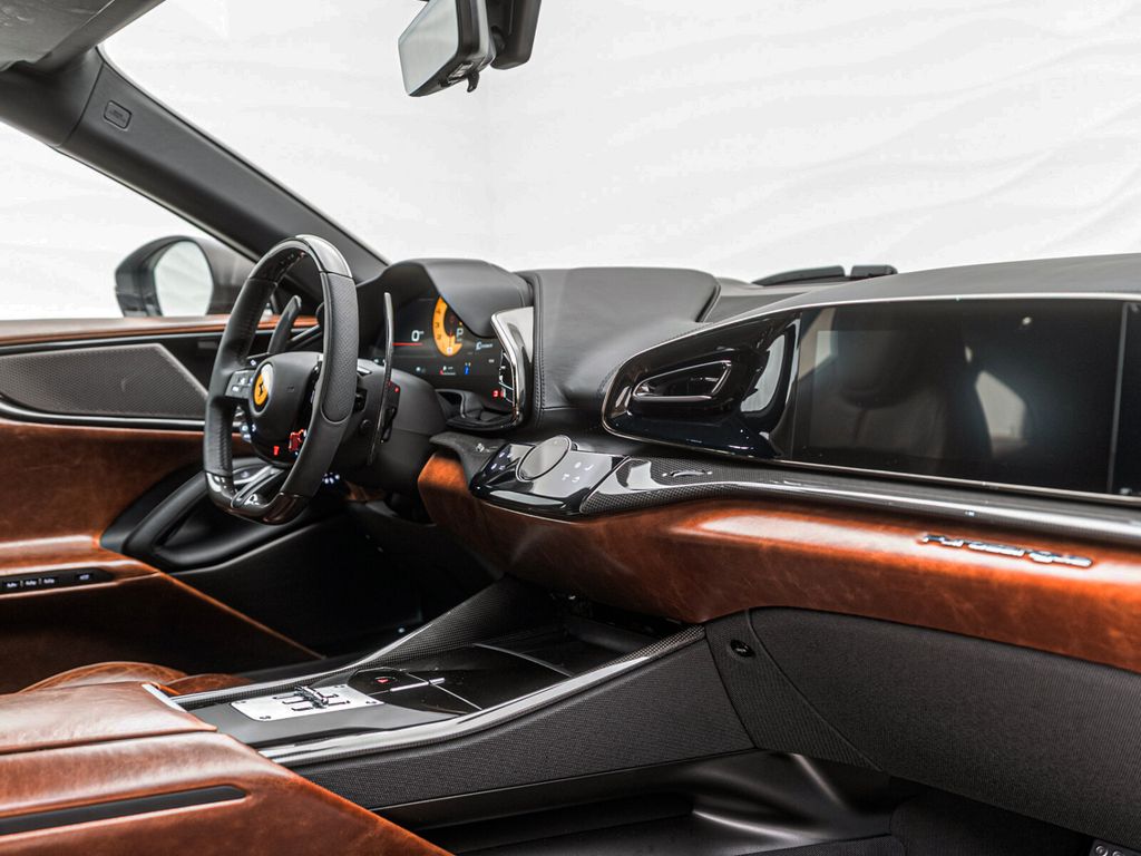 Ferrari Purosangue 2025