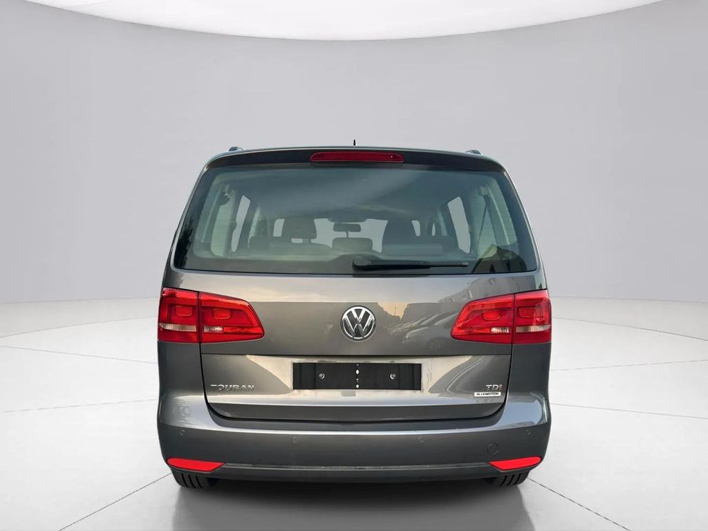 Volkswagen Touran 2015