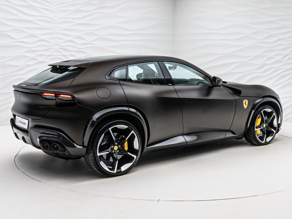 Ferrari Purosangue 2025