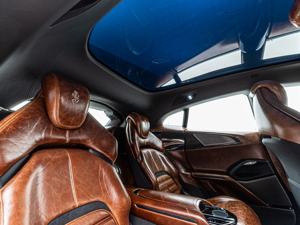 Ferrari Purosangue 2025