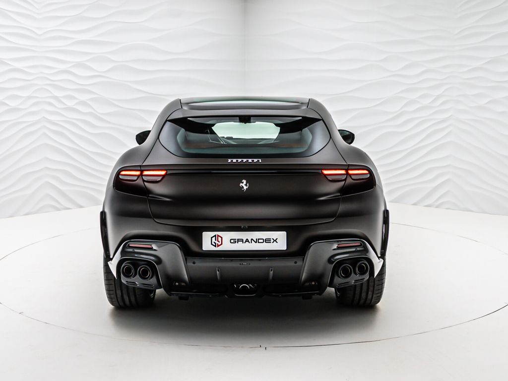 Ferrari Purosangue 2025