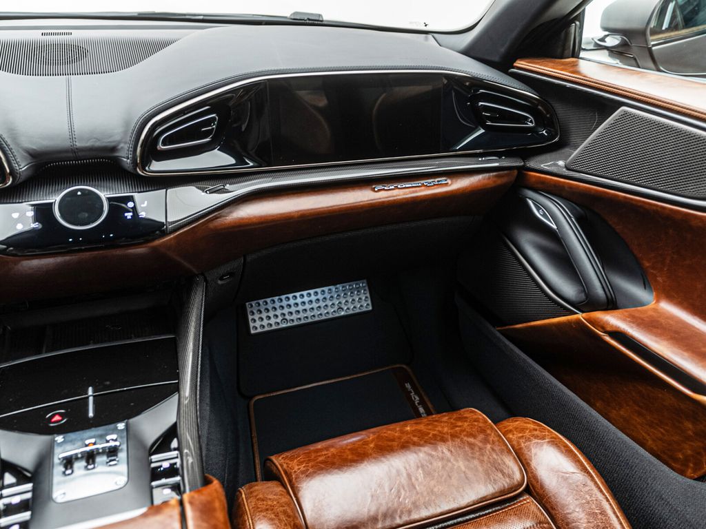 Ferrari Purosangue 2025